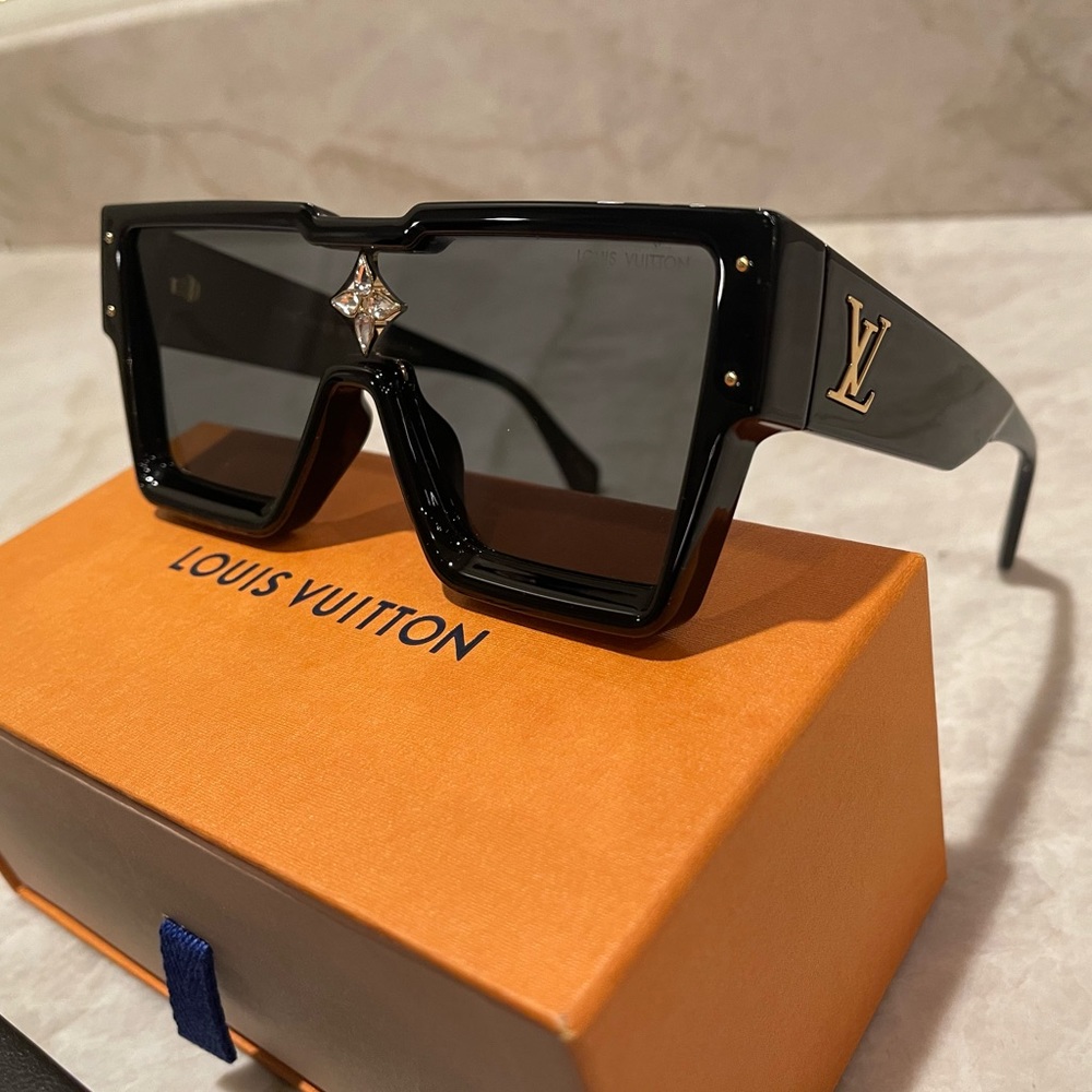 Louis Vuitton Cyclone Sunglasses